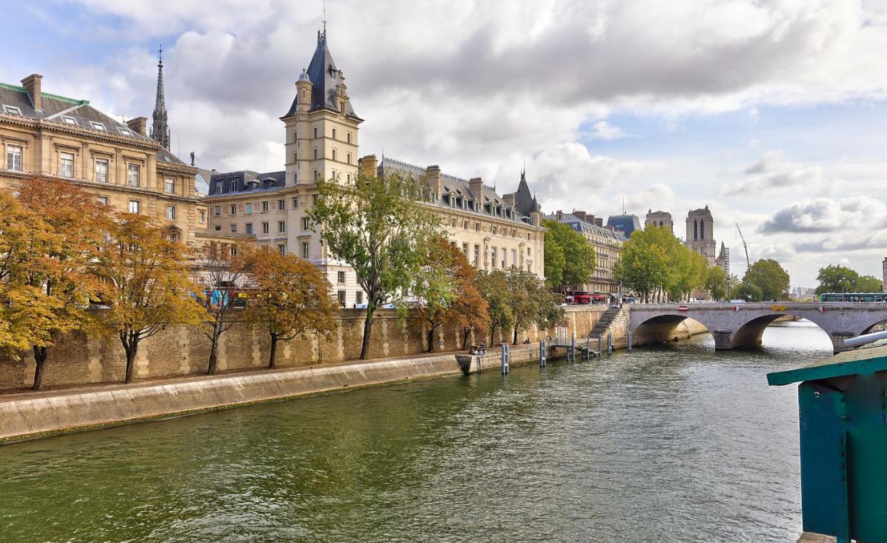 Apartmán Hr Quai Augustins - Notre Dame Paříž Exteriér fotografie